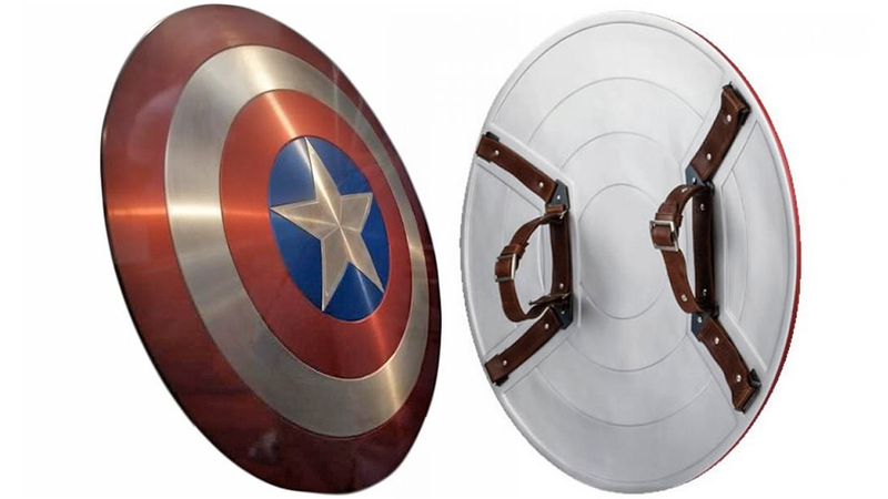 Illustration for article titled Battle Subway Crowds With a Perfect Replica Of Captain America's Shield